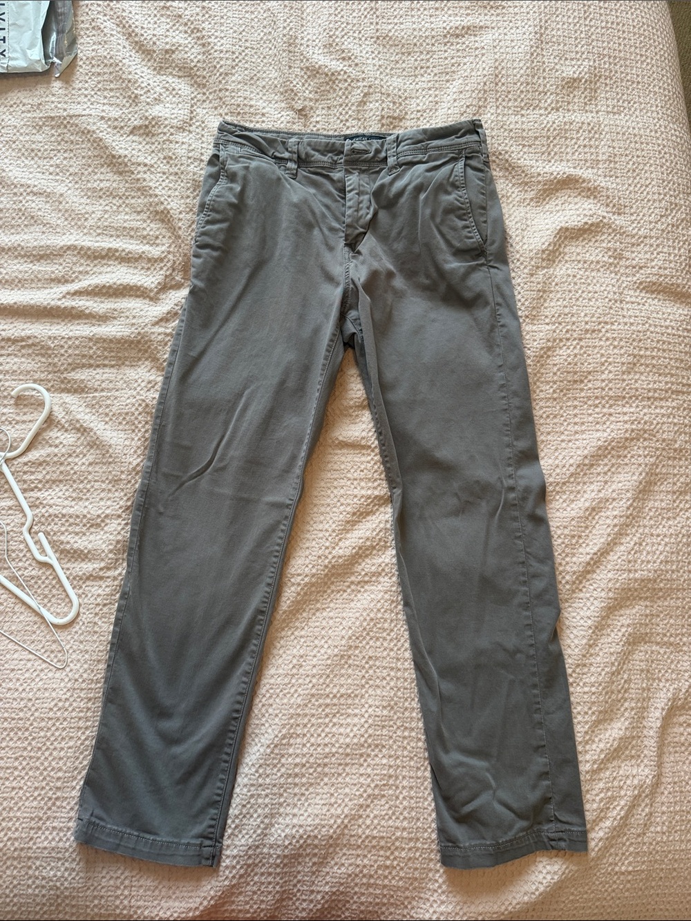 American Eagle Outfitters Men's Gray Chino Pants